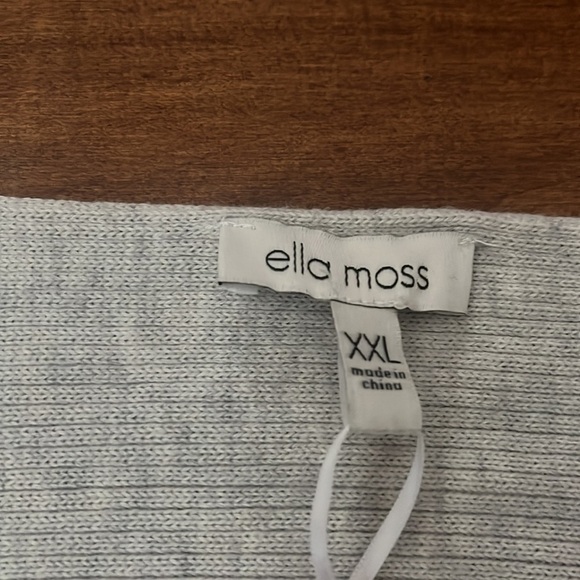 NWT Ella Moss Women's Size
XXL Blue Knit Sweater - Picture 7 of 10